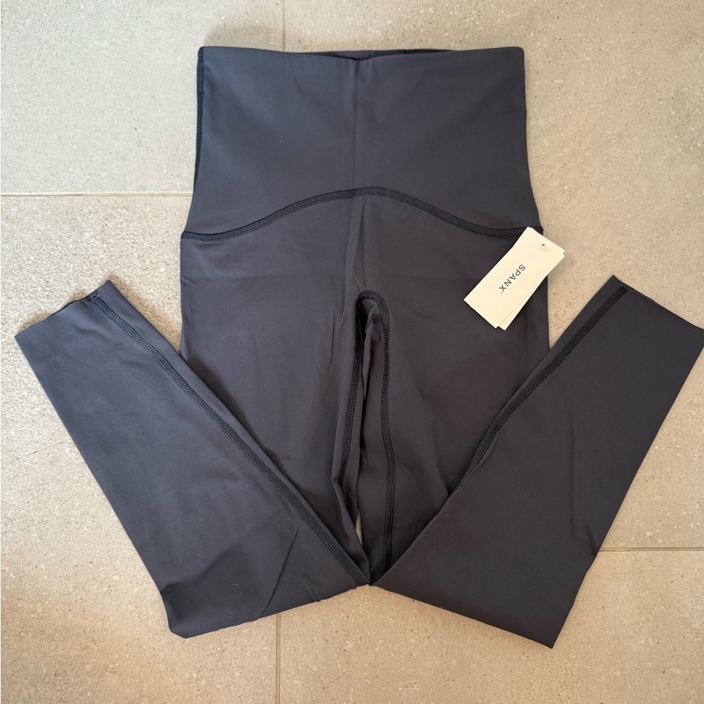 SPANX NWT Booty Boost 7/8 Legging